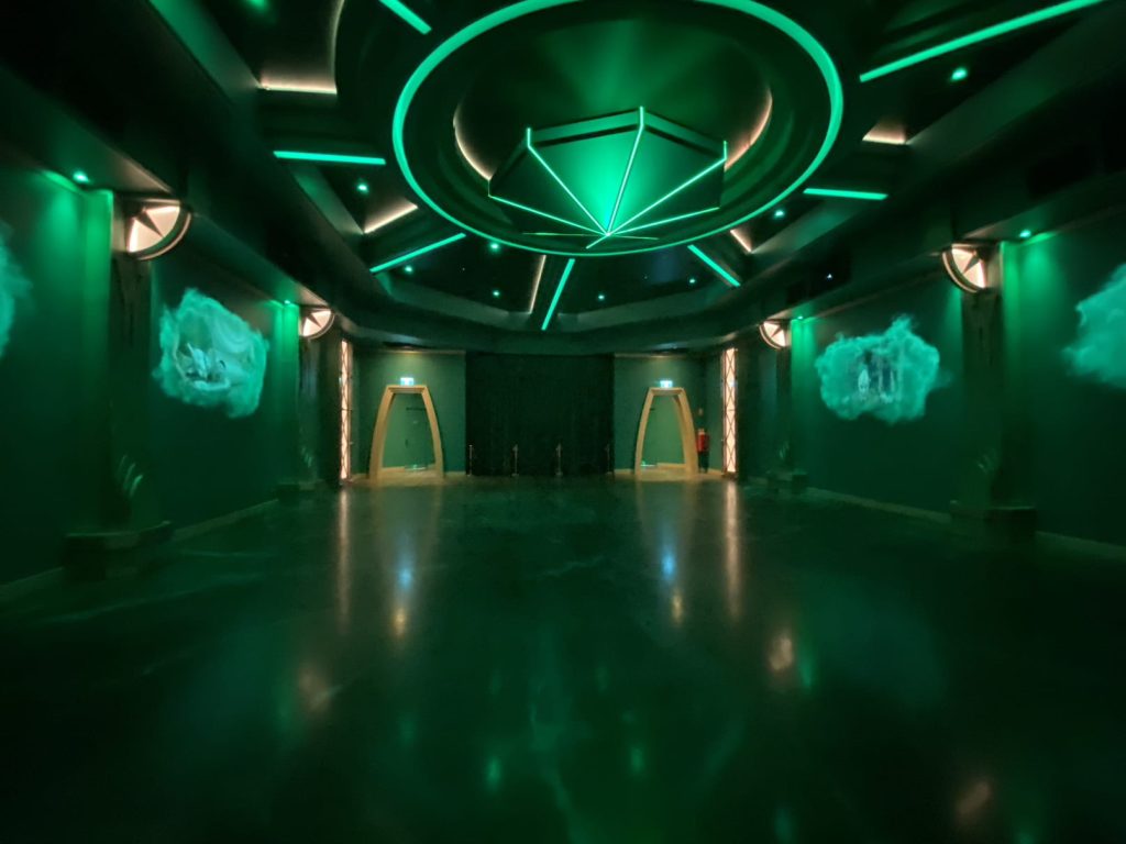 Like stepping into the Wizard Of Oz movie - the Wizard's chamber
