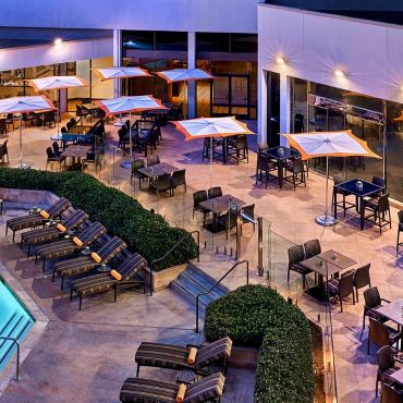 Anaheim Marriot Hotel
Photo Source: Trip Advisor