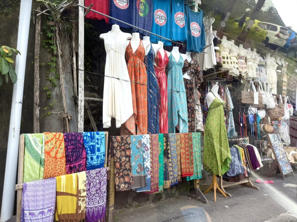 Streetside stores