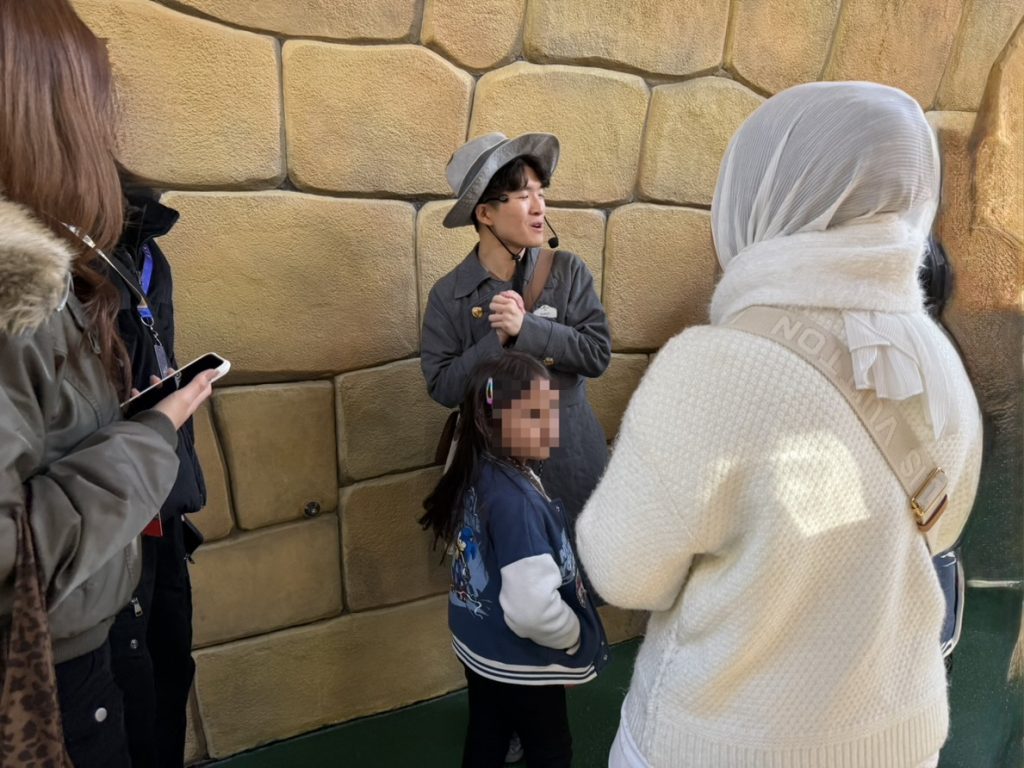 A Universal Studios Japan VIP Tour Guide with his group